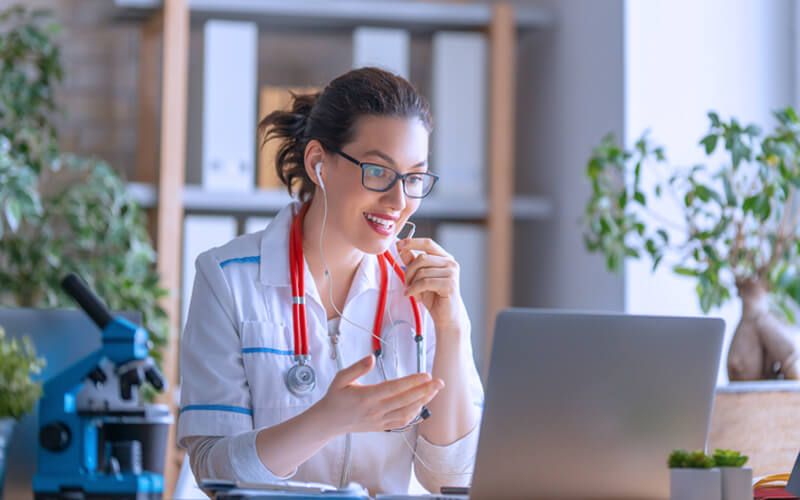 Agenda médica: importância, dicas, benefícios e ferramentas! 5 agenda medica profissional em video chamada