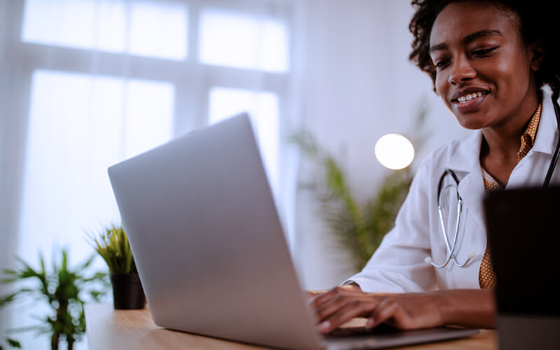 ficha de anamnese medica no computador