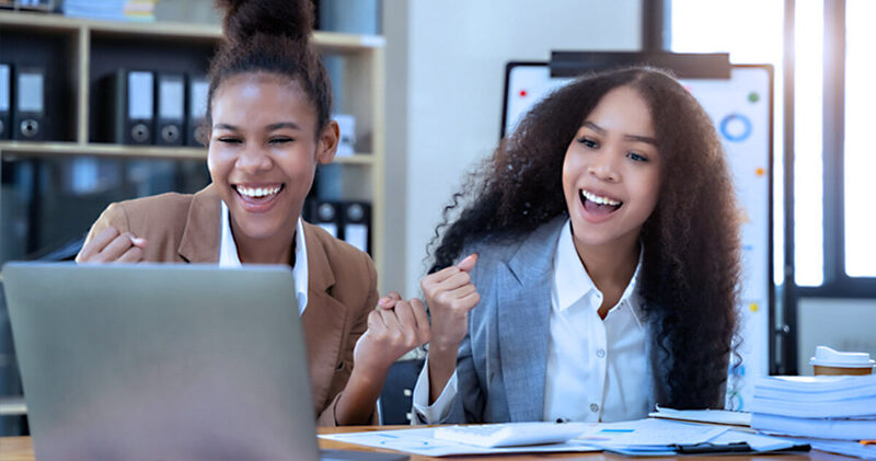 Entenda como ter sucesso com o marketing de indicação na sua clínica! 6 marketing de indicacao mulheres