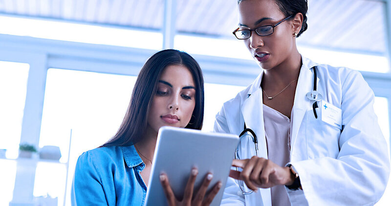 reserva de emergencia medicas conversando
