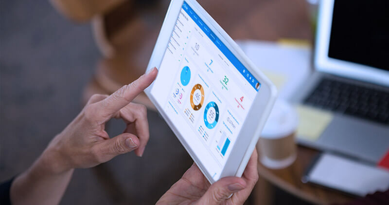 aumentar faturamento tablet com software de gestao