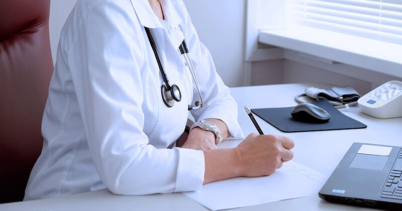 Qual a importância da margem de lucro para clínicas médicas? 2 margem de lucro jaleco medico