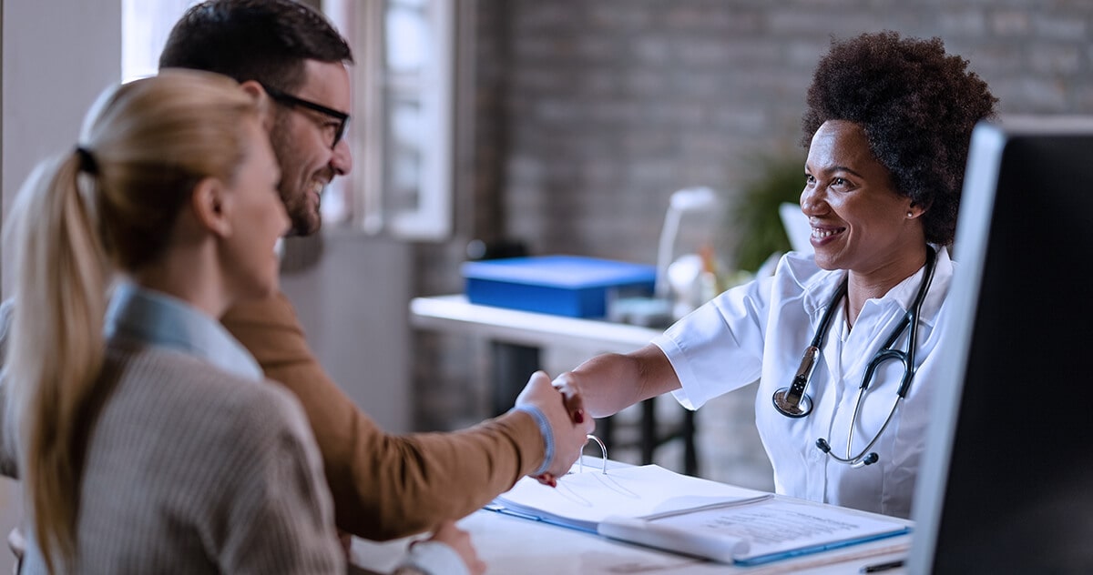 Como fazer um bom atendimento em clínica médica? 2 atendimento em clinica medica consultorio