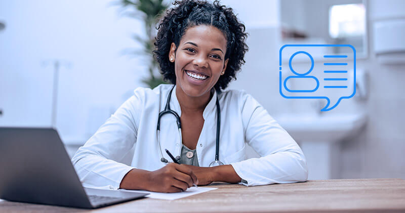 clinica humanizada medica sorrindo