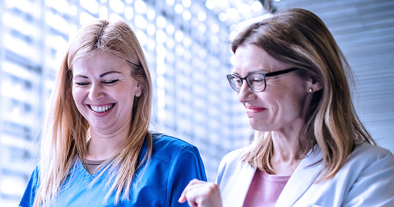Como funciona a abertura de uma clínica médica particular? 3 clinica particular e paciente
