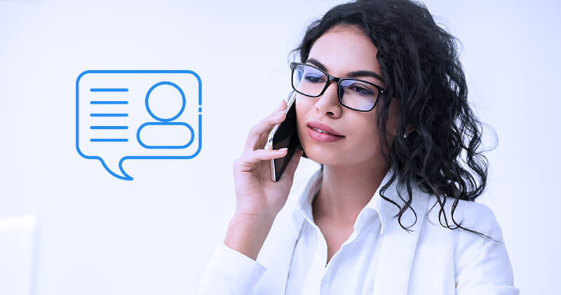 Saiba como conquistar novos pacientes para sua clínica médica! 8 conquistar novos pacientes medica atendendo telefone
