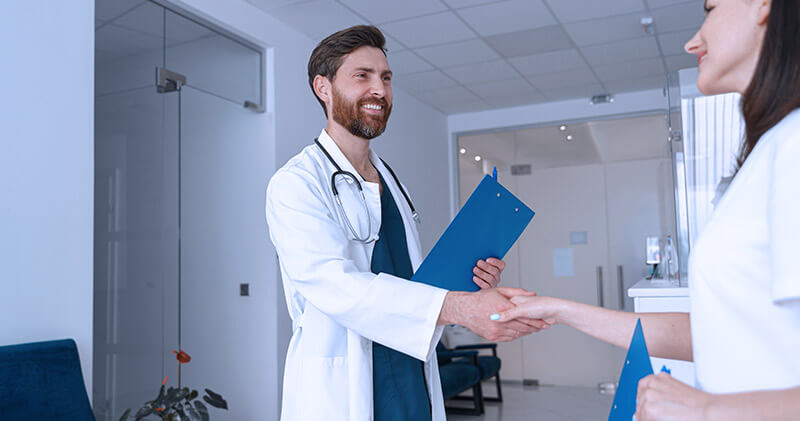 recepcao de pessoas medico e auxiliar
