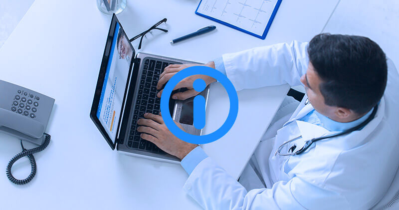 Por que você precisa estar atento à segurança da informação da sua clínica? 3 seguranca da informacao medico no computador