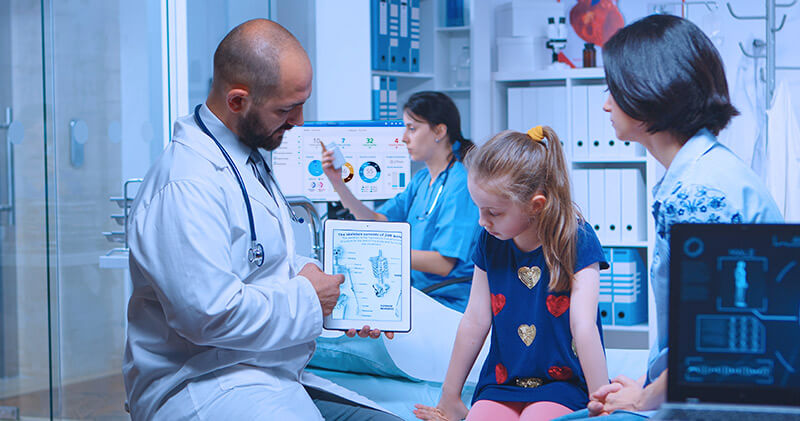 equipe multiprofissional de saude atendimento infantil