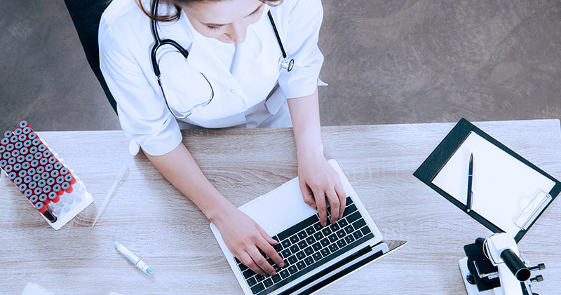 investimentos para medicos mesa medica