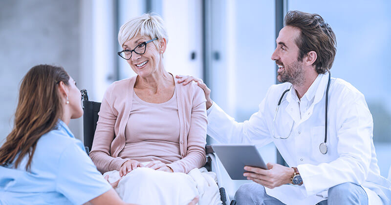 O que é saúde baseada em valor e como aplicar esse conceito? 11 saude baseada em valor medico e cadeirante