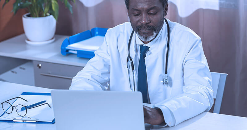 Veja os benefícios de ter um site médico e exemplos para você se inspirar! 3 site para medico no consultorio