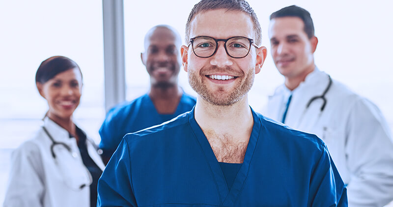 Conheça os 6 pilares da governança clínica e como implementar na sua clínica! 4 governanca clinica medicos