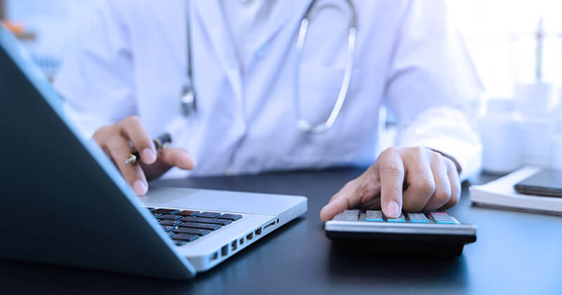 inflacao medico fazendo calculo