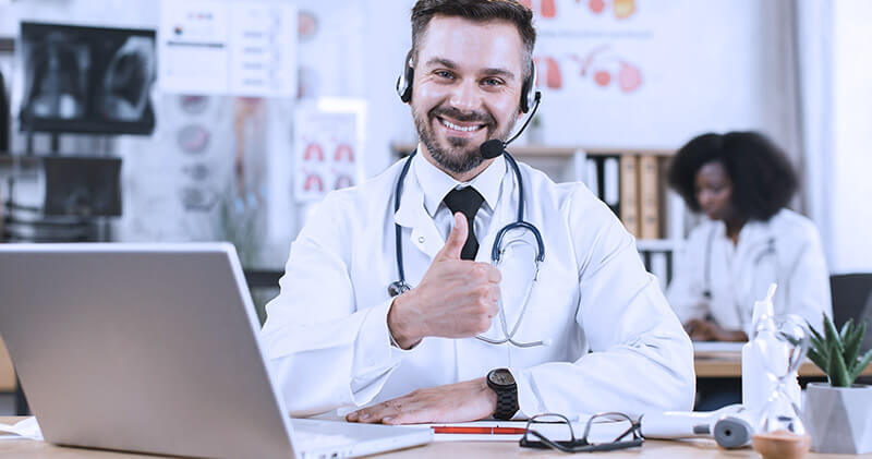 reputacao digital medico estudando