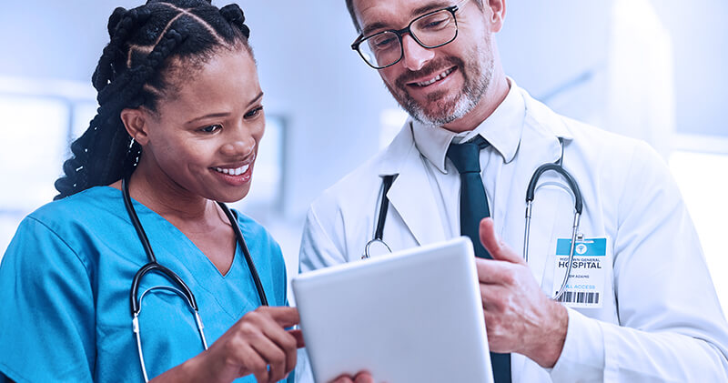 clinica digital medico e auxiliar