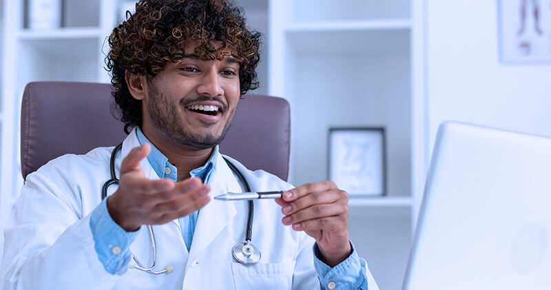 Saiba como realizar o monitoramento de pacientes a distância! 8 monitoramento de pacientes medico no consultorio