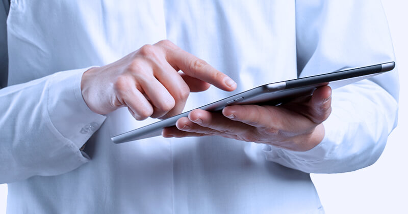 Entenda os benefícios dos convênios e parcerias para consultórios e clínicas! 10 convenios e parcerias tablet