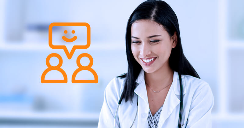Como a avaliação do Google pode impactar a reputação da sua clínica médica? 3 avaliacao do google medica sorrindo